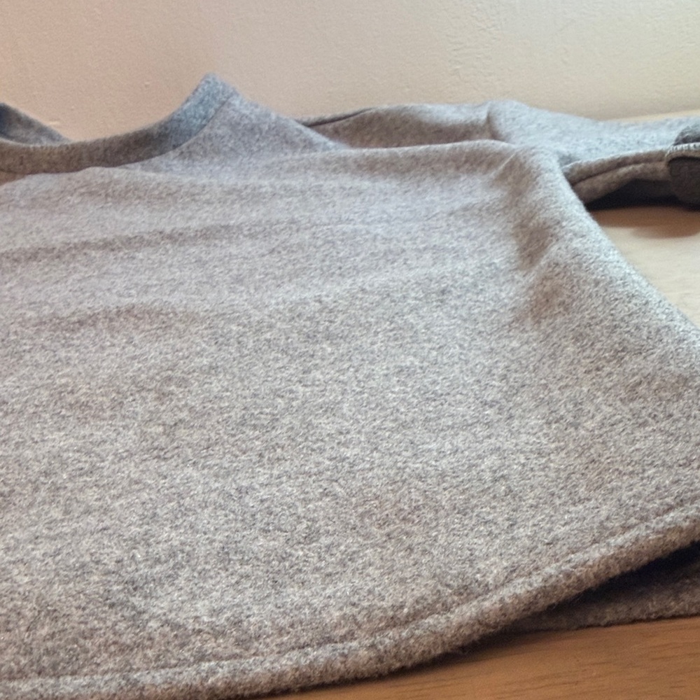 NWOT Zara Women's Gray Sweatshirt
